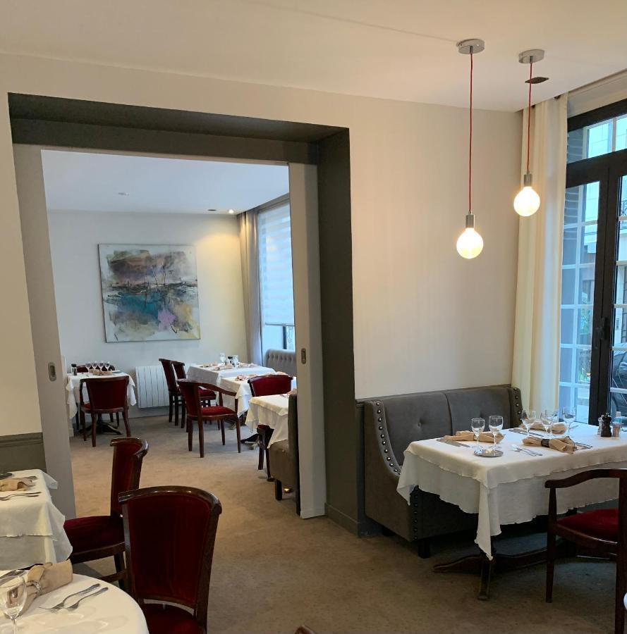 Hotel Des 3 Marches- Logis Hotel Restaurant Le Vesinet Luaran gambar